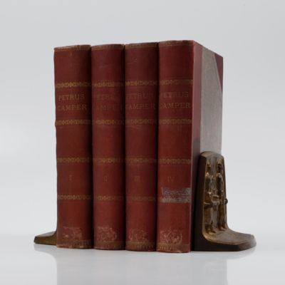 Petrus Camper. Nederlandsche bijdragen tot de anatomie. Uitgegeven door L. Bolk en C. Winkler, hoogleeraren aan de Universiteit van Amsterdam. 1e - 4e deel. [Complete].