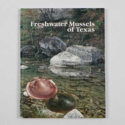 Freshwater mussels of Texas.