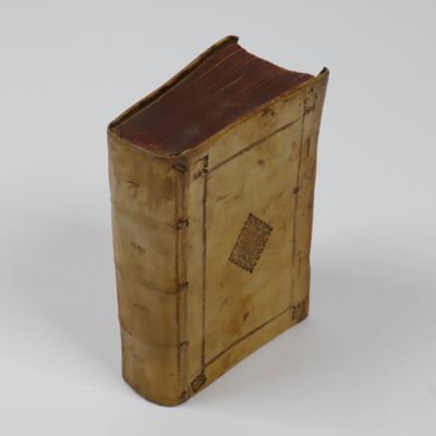 image for De Magorum Daemonomania. Vom Aüßgelasnen Wütigen Teüffelsheer Allerhand Zauberern Hexen vnnd Hexenmeistern Unholden Teuffelsbeschwerern Warsagern Schwartzkünstlern Vergifftern Augenverblendern /c. Wie die vermög aller Recht erkant eingetrieben gehindert erkündigt erforscht Peinlich ersucht vnd gestrafft werden sollen. Gegen des Herrn Doctor J. Wier Buch von der Geister verführungen durch den Edlen und Hochgelehrten Hern Johann Bodin...